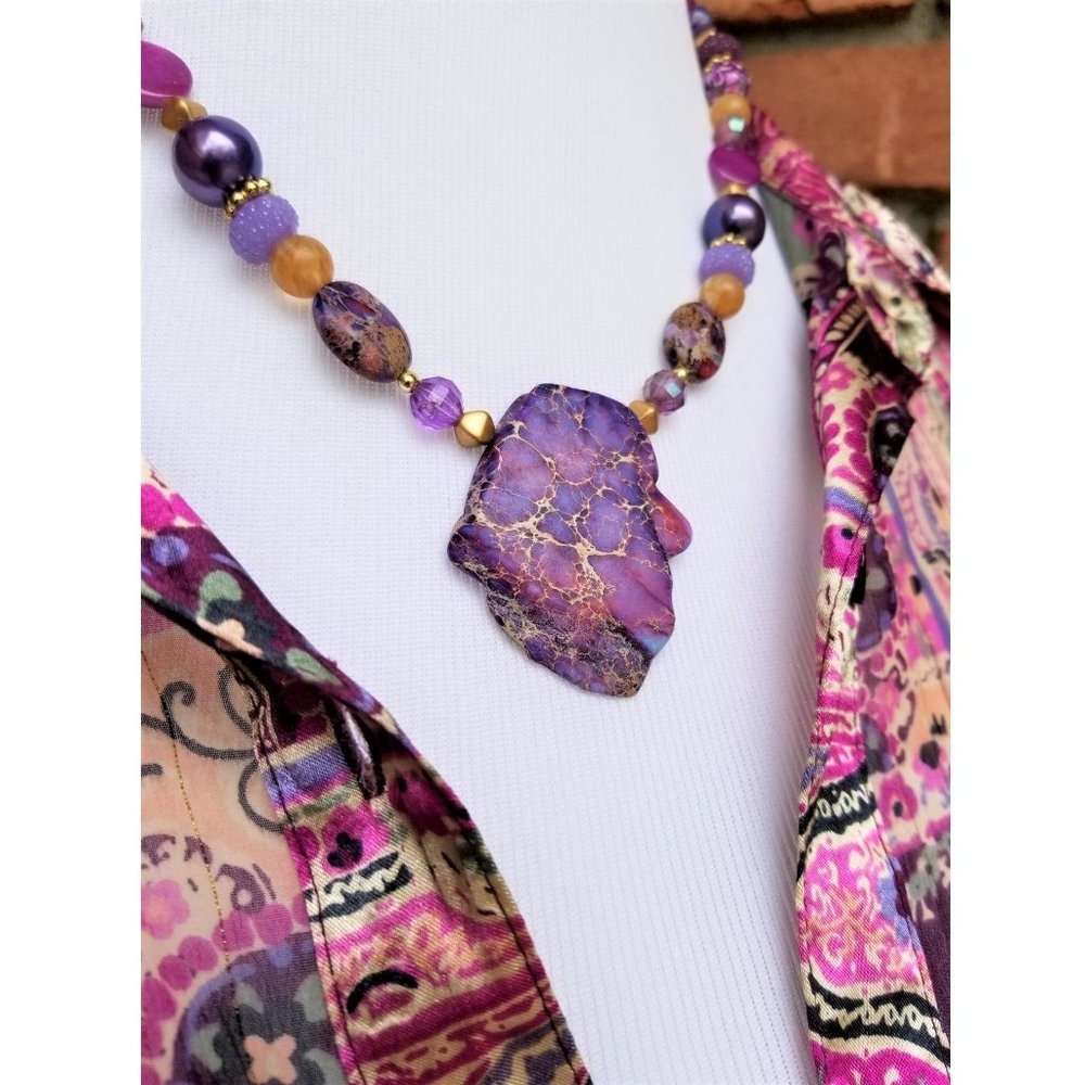 Artisan Necklace Earrings and Bracelet Set Purple Gold Magenta Stone Beads - Picture 6 of 15